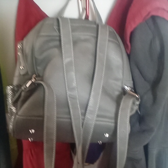 Skull backpack purse - Picture 2 of 2